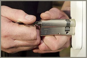 Calumet Heights IL Locksmith Store Calumet Heights, IL 773-696-1852